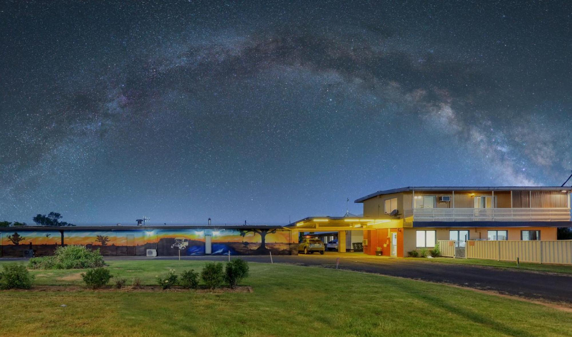 Artesian Motor Inn Under New Management Rams Motel Coonamble Экстерьер фото