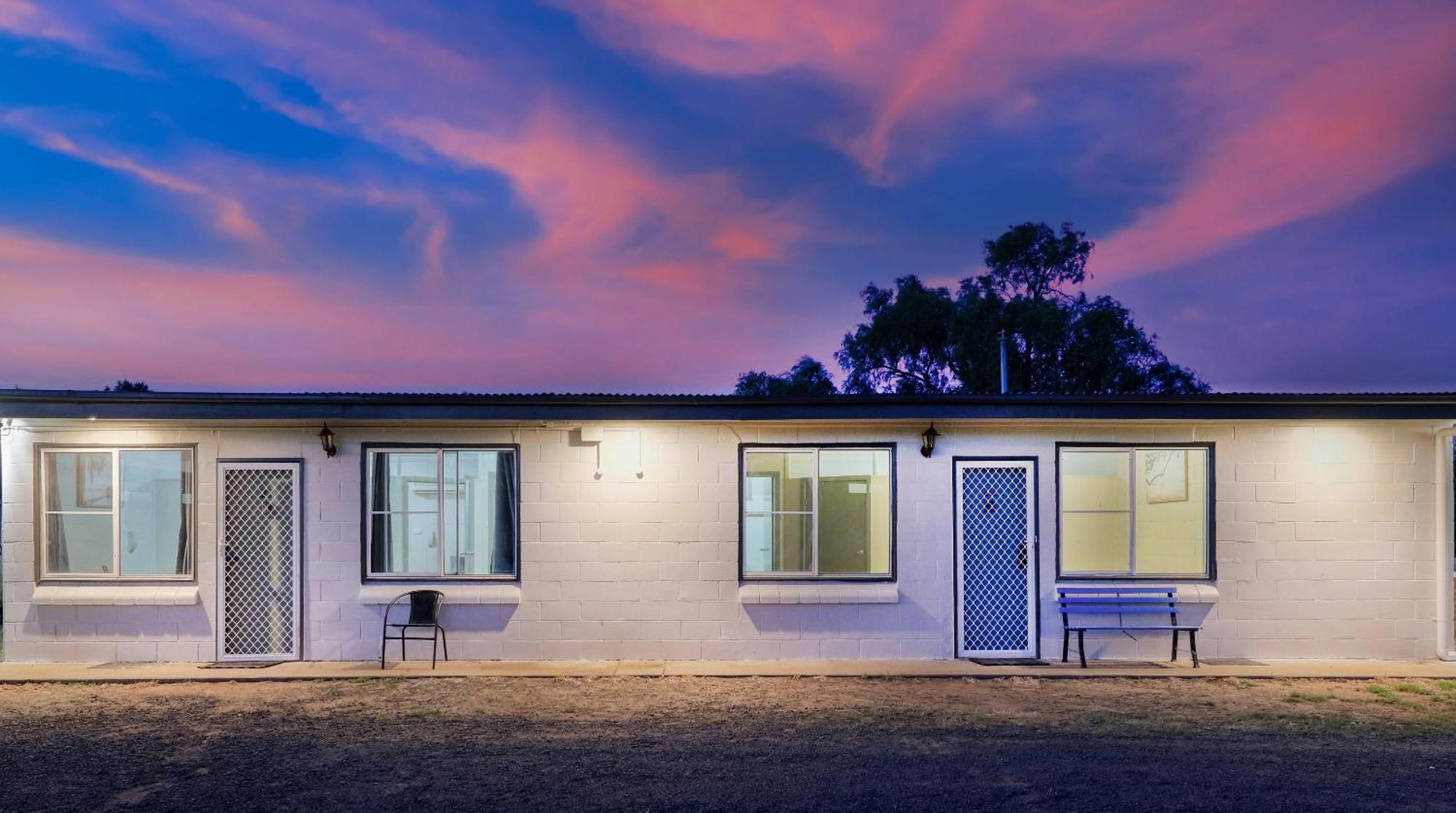 Artesian Motor Inn Under New Management Rams Motel Coonamble Экстерьер фото
